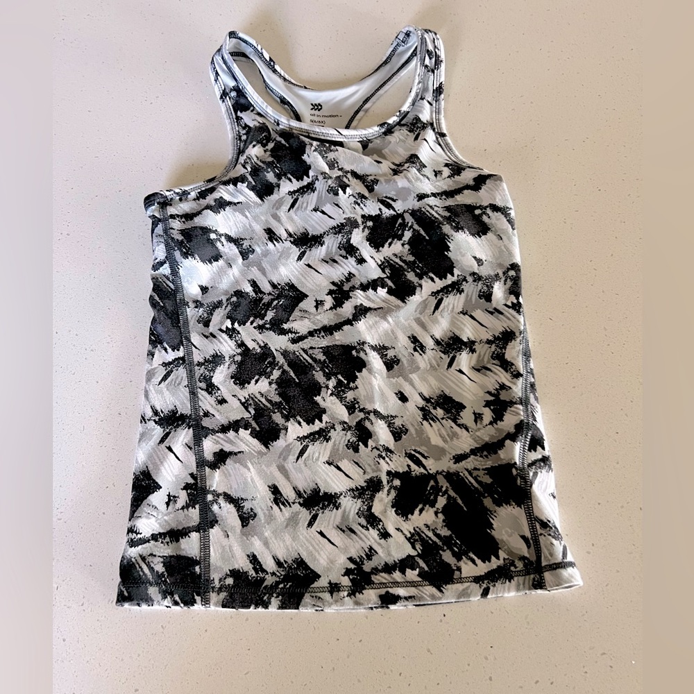 Girls all in motion racer back tank top. Size small 6/6x